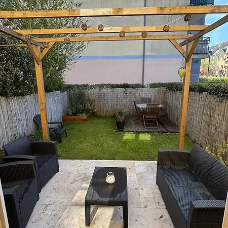 Prázdninový dům Maison Avec Petit Jardin